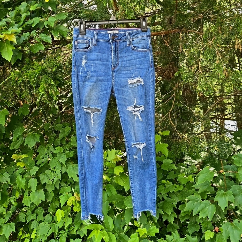 Cello Distressed Ankle Cropped Jeans